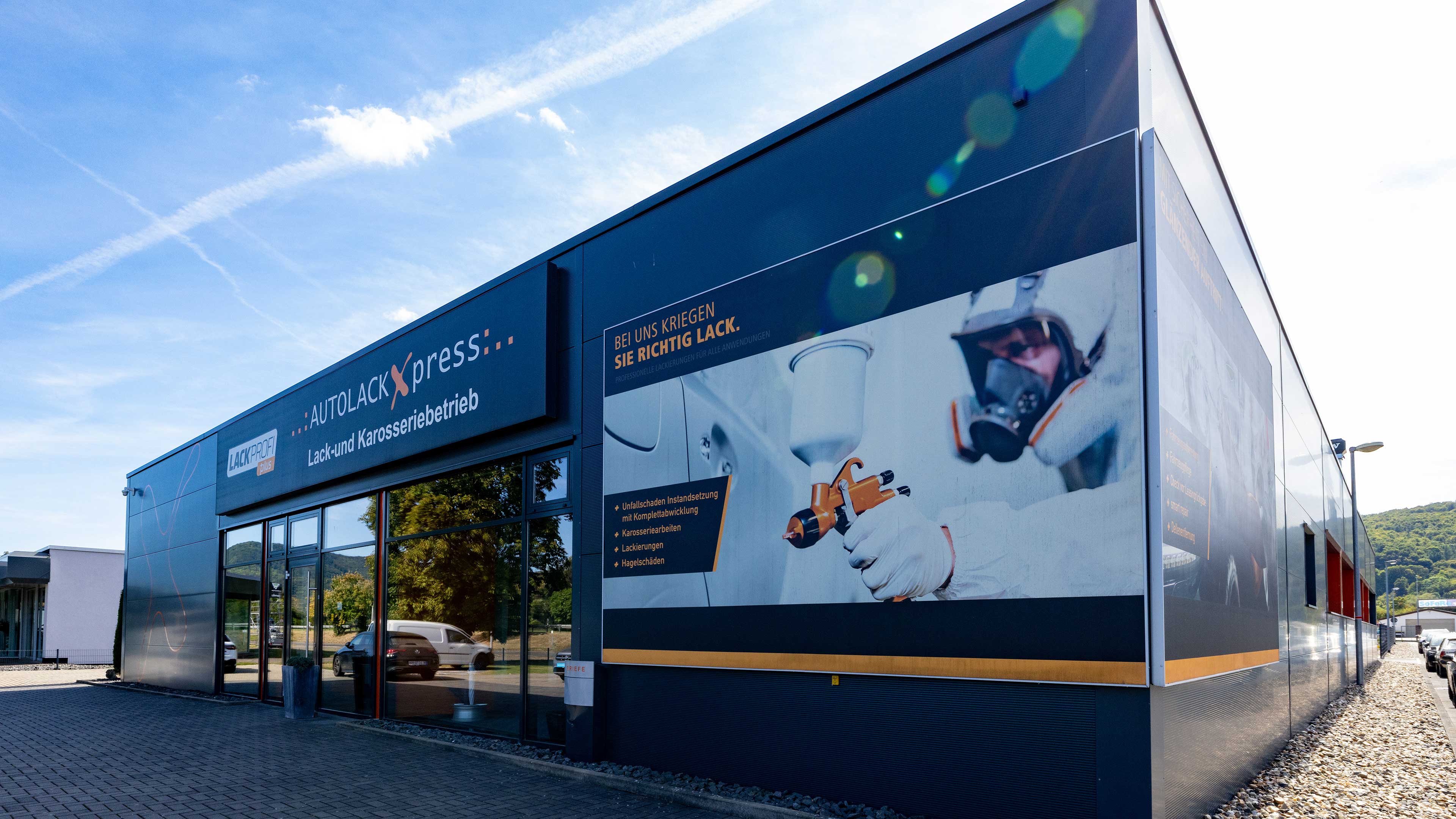 Ansicht des Firmengebäude bei AutolackXpress in Bad-Sooden Allendorf