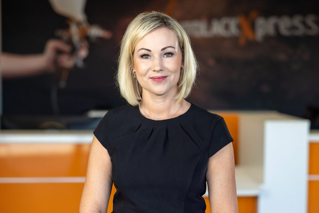 Mitarbeiterin Annett Hackethal – Büromanagement, AutolackXpress Bad Sooden-Allendorf