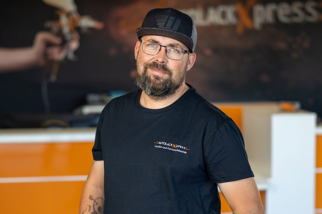 Mitarbeiter Nils Gunkel – Beulendoktor, mobiler Smart Repair Service für Hagelschäden, Dellen und Beulen, AutolackXpress Bad Sooden-Allendorf