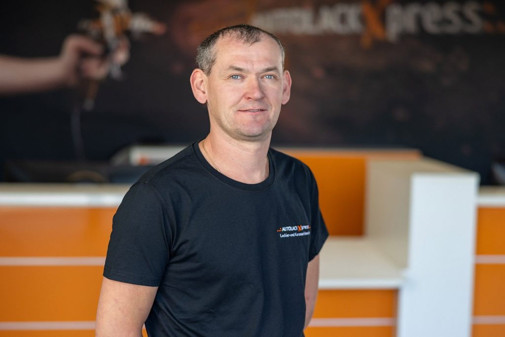 Mitarbeiter Wladimir Trofimov – Fahrzeuglackierer, AutolackXpress Bad Sooden-Allendorf